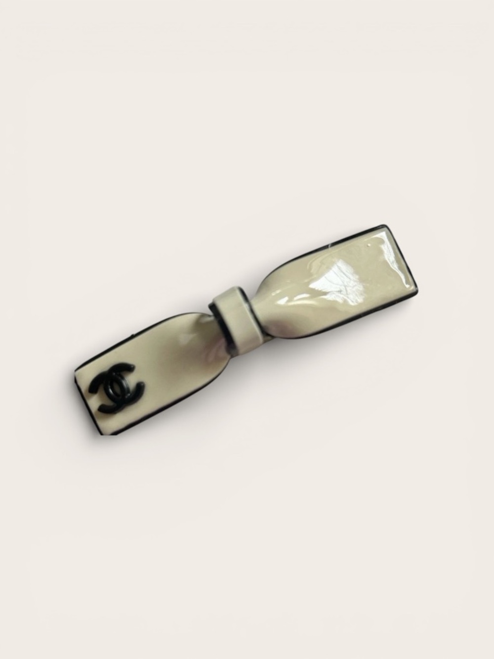 Chanel Ivory Enamel Bow Hair Clip